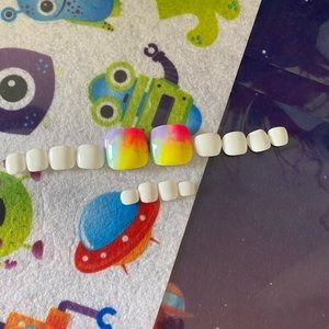 Splash Of Color Press On Toenails